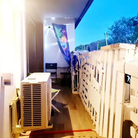 Air-conditioned Residential From 1 To 6 - Bathtubs In - Wifi - Kitchen - Laundry - Self-arrival - Parking Avignon