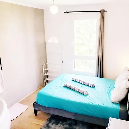 Apartment Air-conditioned Residential From 1 To 6 - Bathtubs In - Wifi - Kitchen - Laundry - Self-arrival - Parking