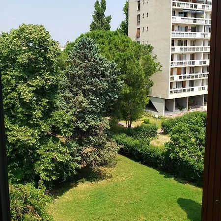 Air-conditioned Residential From 1 To 6 - Bathtubs In - Wifi - Kitchen - Laundry - Self-arrival - Parking